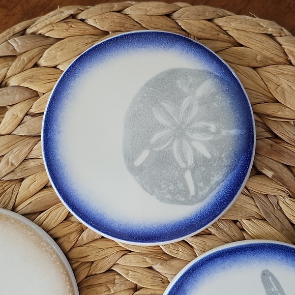 Set of 4 beachy coasters with cork bases - Picture 3 of 7